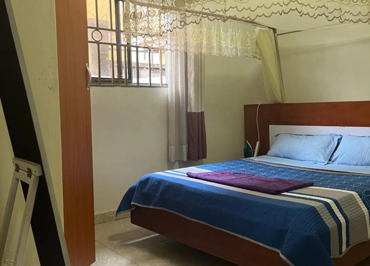 Luxury 1 Ber Apartment Bukoto Кампала 0*,