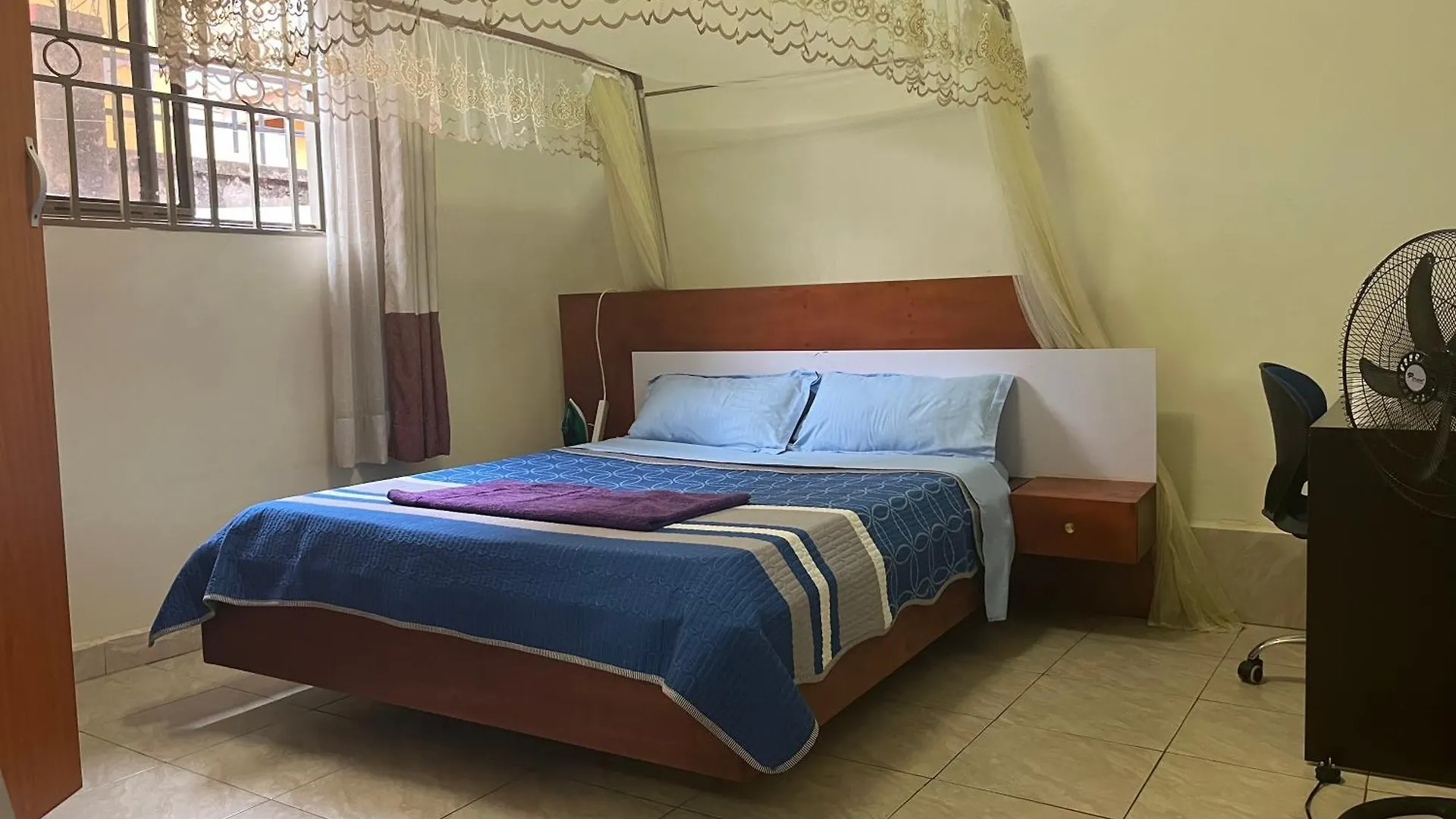 Luxury 1 Ber Apartment Bukoto Кампала Уганда