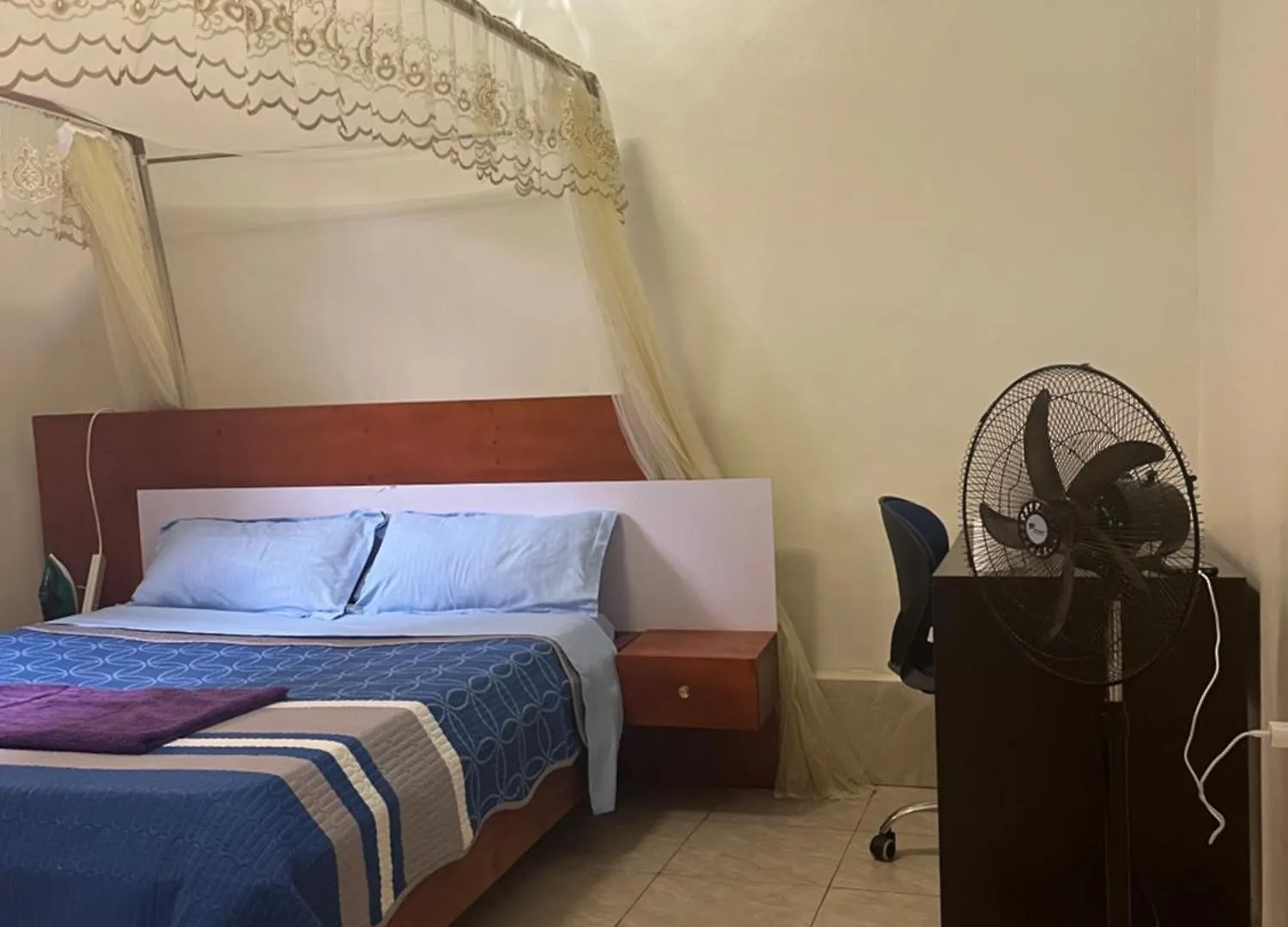 Luxury 1 Ber Apartment Bukoto Кампала